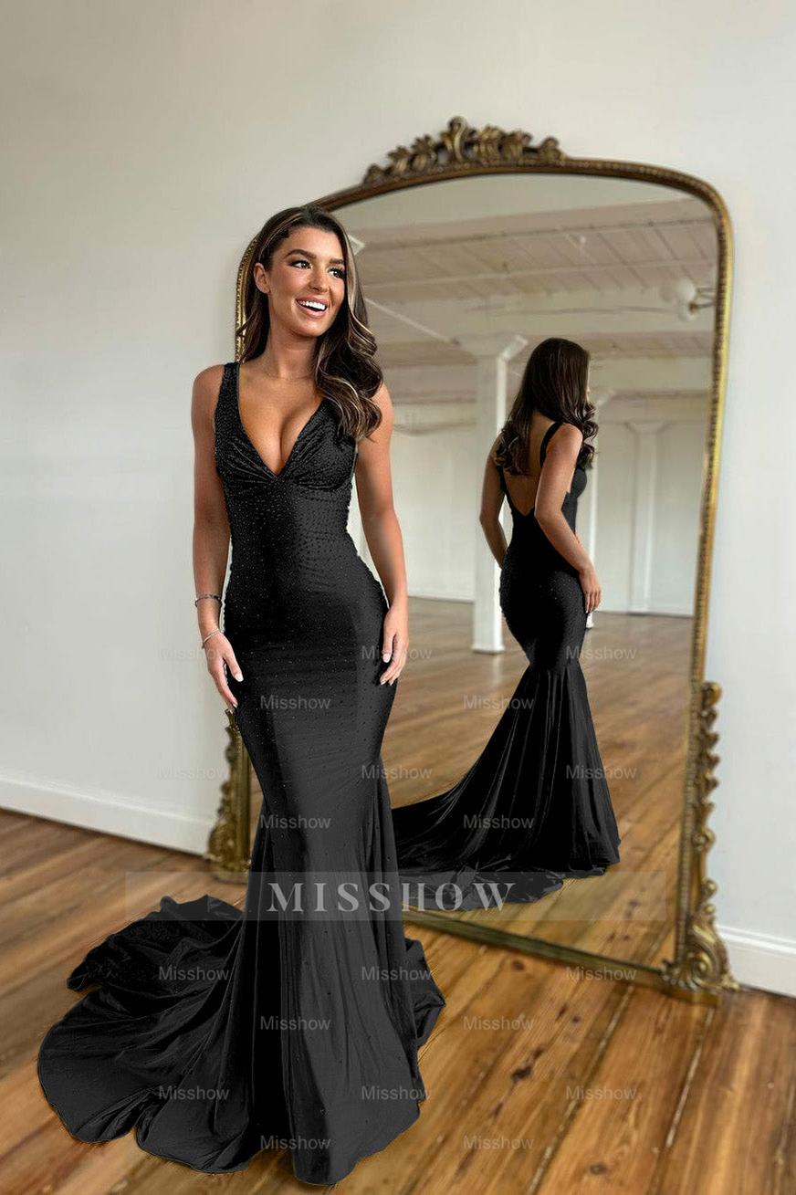 Straps Sleeveless V Neck Mermaid Long Formal Dress With Appliques
