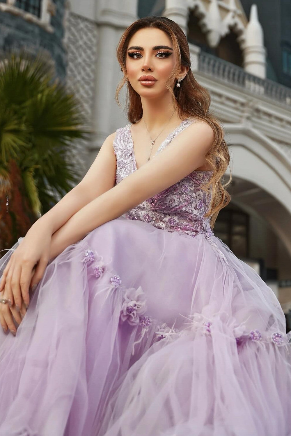 Stunning Lilac A-Line Spaghetti V-Neck Sleeveless Beaded Long Tulle Evening Dress With Appliques