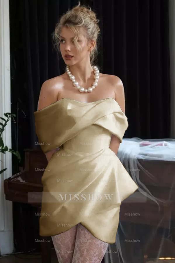 Stunning Off the Shoulder Sleeveless Short Formal Dress With Pleated