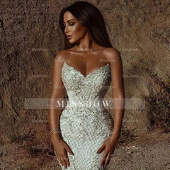 Stunning Sweetheart Beading Mermaid Wedding Gown Sleeveless Tulle Bridal Dress