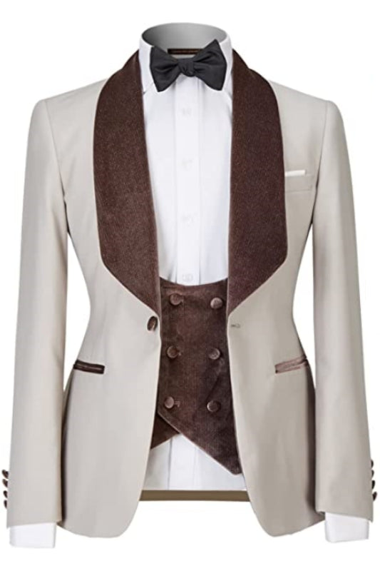 Stylish Beige Shawl Lapel Three-Piece Wedding Suit for Men