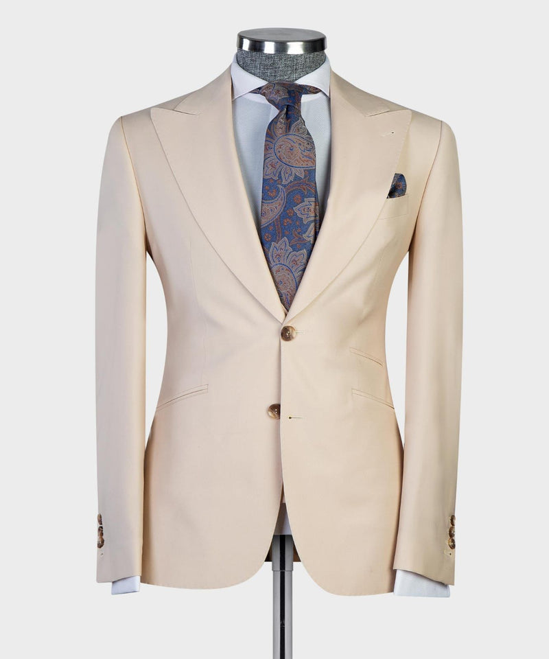 Stylish Champagne Peaked Lapel Three-Piece Best Fit Men’s Suits