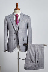 Stylish Gray Plaid Three Pieces Slim Fit Tailored Business Suit