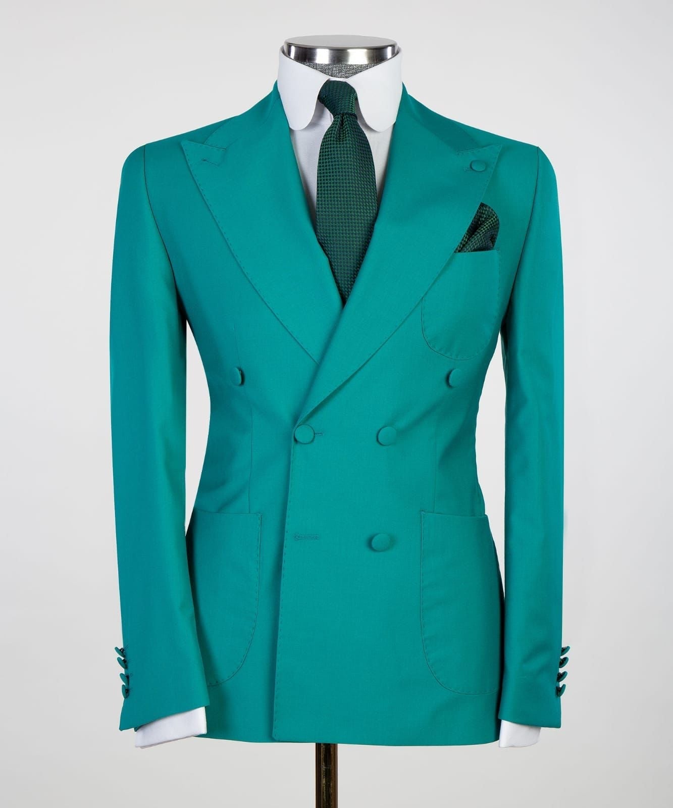 Stylish Green Slim Fit Double Breasted Peak Lapel Two-Piece Prom Suits