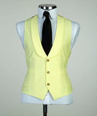 Stylish Light Yellow Peak Lapel Three-Piece Business Men’s Suits