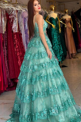 Stylish Long Green A-line Spaghetti Straps Sequined Lace Prom Evening Dresses