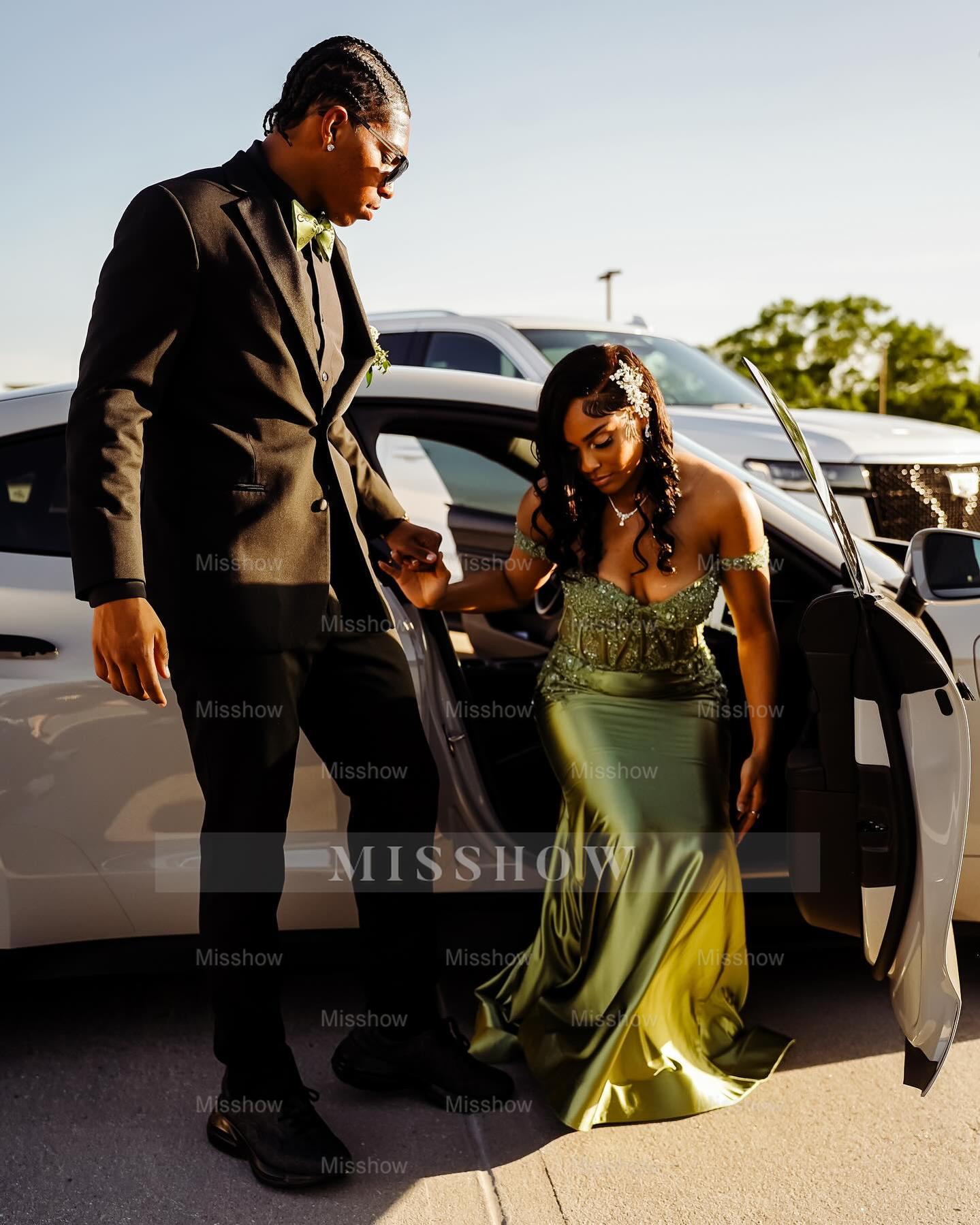 Stylish Long Green Sweetheart Sleeveless Mermaid Prom Dress with Appliques