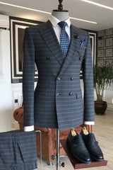 Stylish Navy Blue Plaid Double-Breasted Peaked Lapel Business Suit
