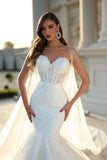Sweetheart Mermaid White Wedding Dress with Court Train