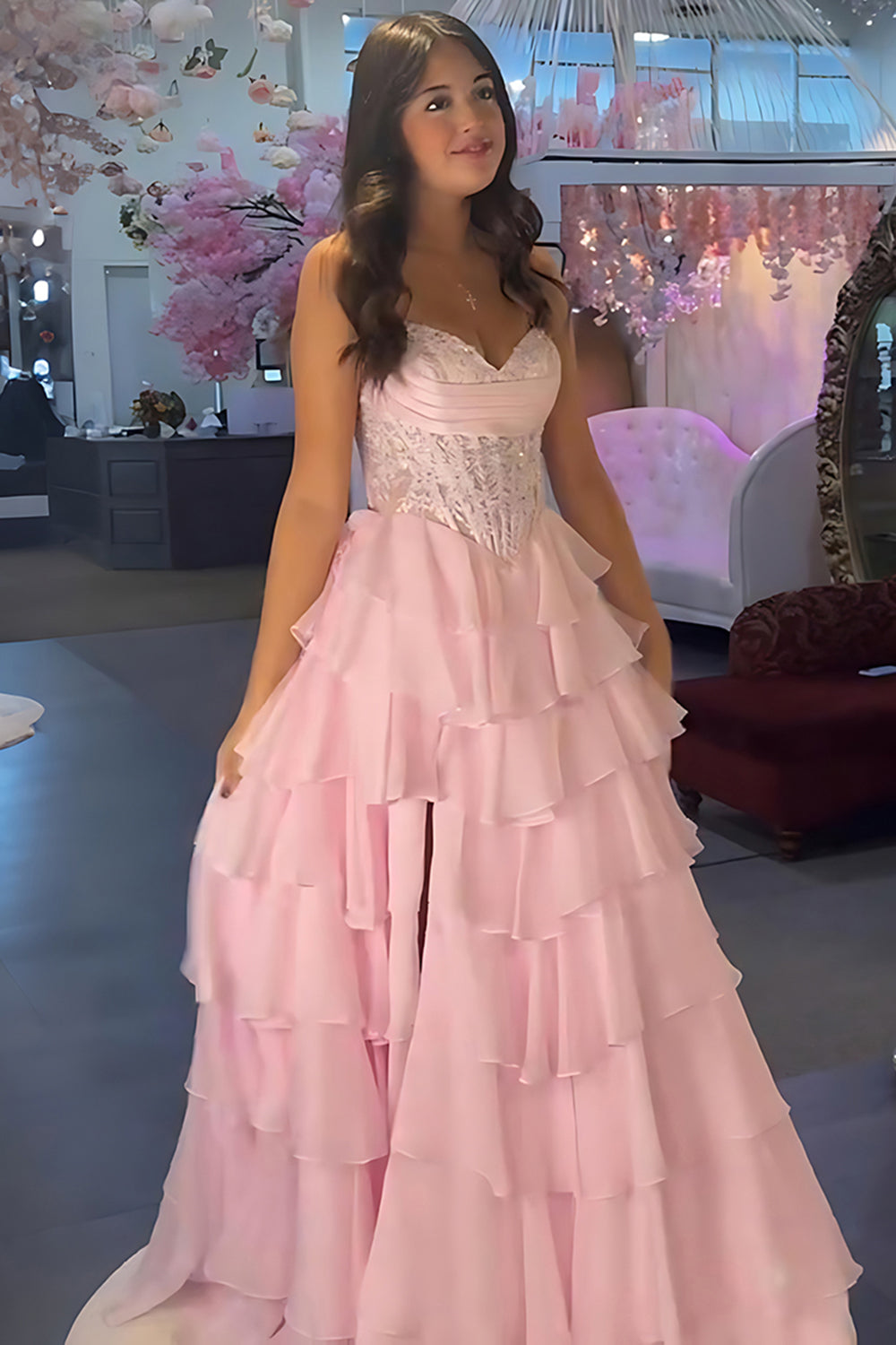 Sweetheart Sleeveless Lace Tiered Ruffle Chiffon A-Line Prom Dress Floor Length