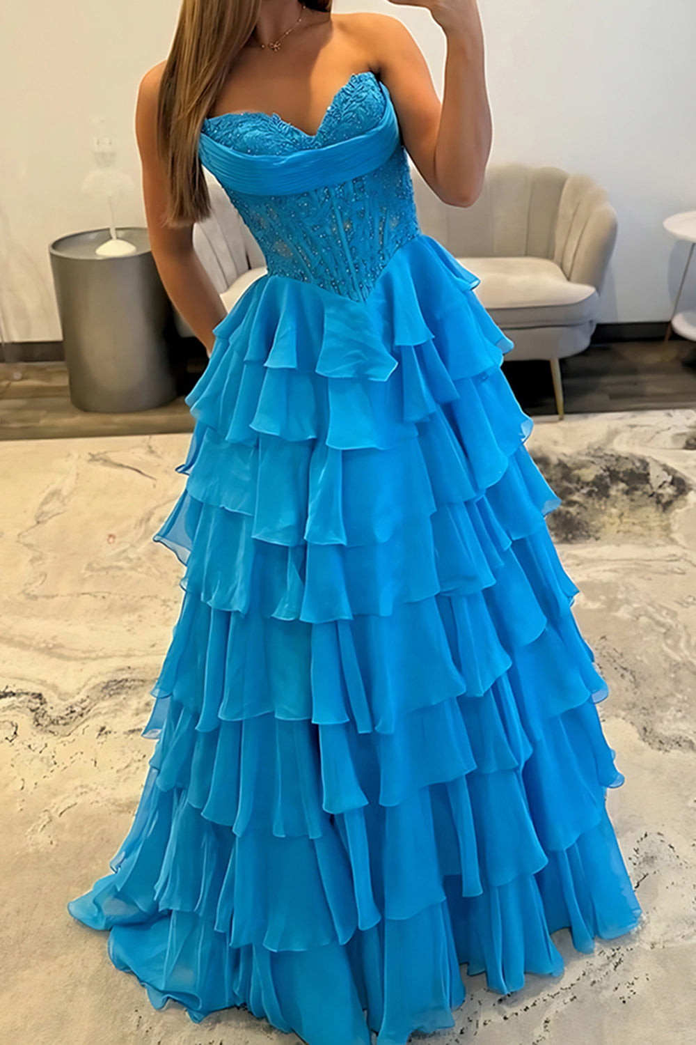 Sweetheart Sleeveless Lace Tiered Ruffle Chiffon A-Line Prom Dress Floor Length