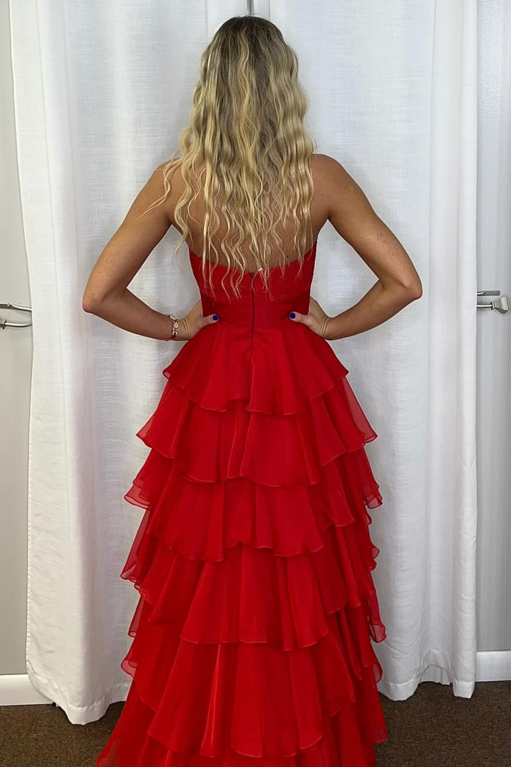 Sweetheart Sleeveless Tiered Ruffle Chiffon A-Line Prom Dress Side Slit Floor Length