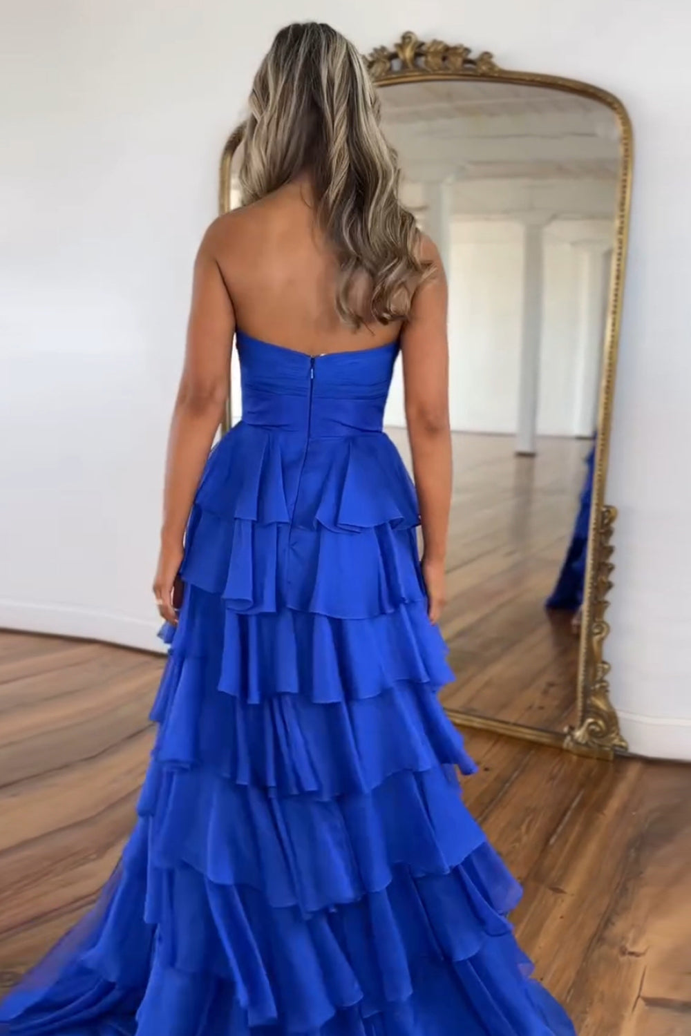 Sweetheart Sleeveless Tiered Ruffle Chiffon A-Line Prom Dress Side Slit Floor Length