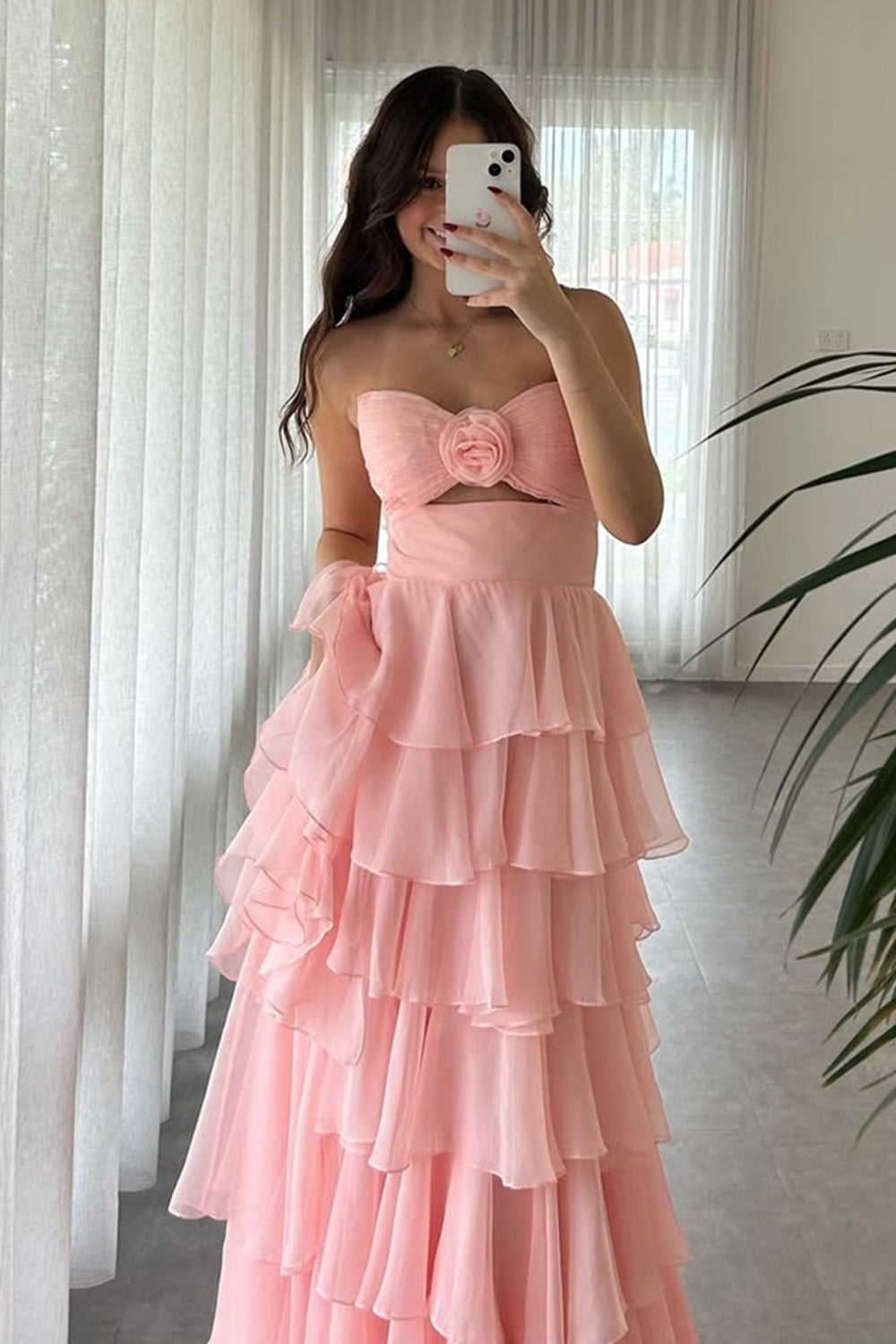 Sweetheart Sleeveless Tiered Ruffle Chiffon A-Line Prom Dress Side Slit Floor Length