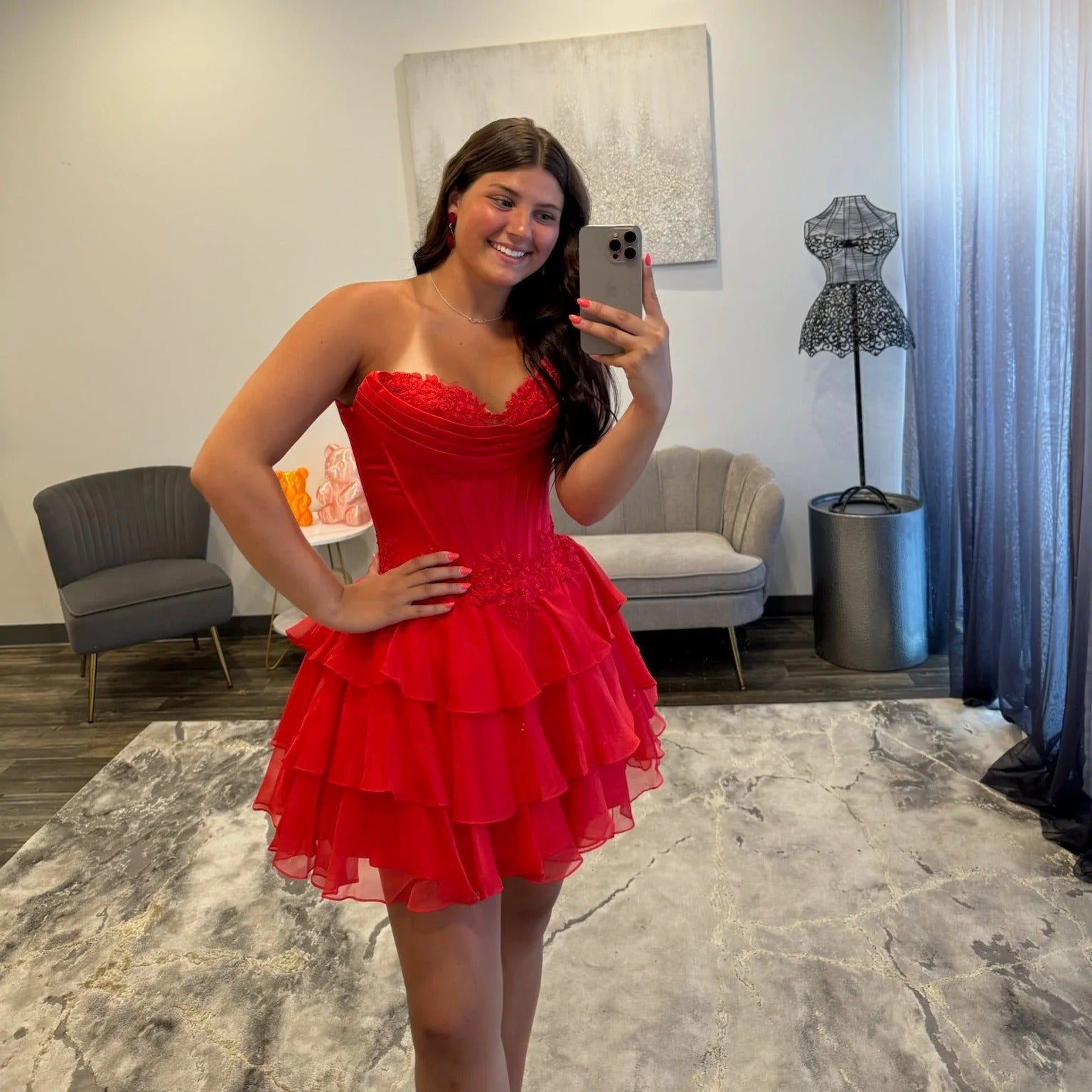 Sweetheart Strapless Lace Applique Corset Tiered Ruffle Chiffon A-Line Homecoming Dress Mini