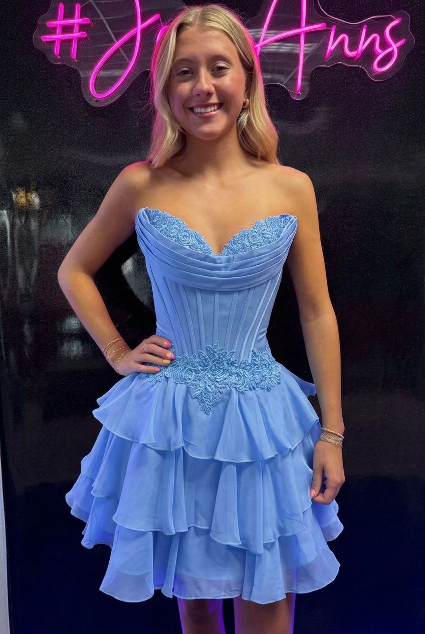 Sweetheart Strapless Lace Applique Corset Tiered Ruffle Chiffon A-Line Homecoming Dress Mini