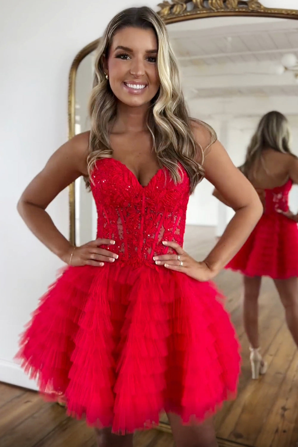 Sweetheart Strapless Lace Appliques Illusion Boned Corset Multi-Tier Ruffle Tulle Lace-Up Back A-Line Homecoming Dress Mini