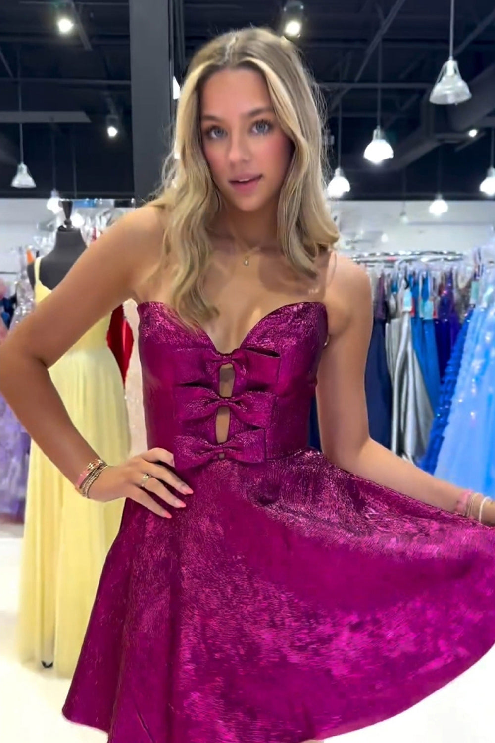 Sweetheart Strapless Metallic Glitter Cutout Bow Corset Boning Open Back A-Line Homecoming Dress Mini