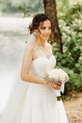 Sweetheart Long A-line Spaghetti Straps Lace Sleeveless Wedding Dresses