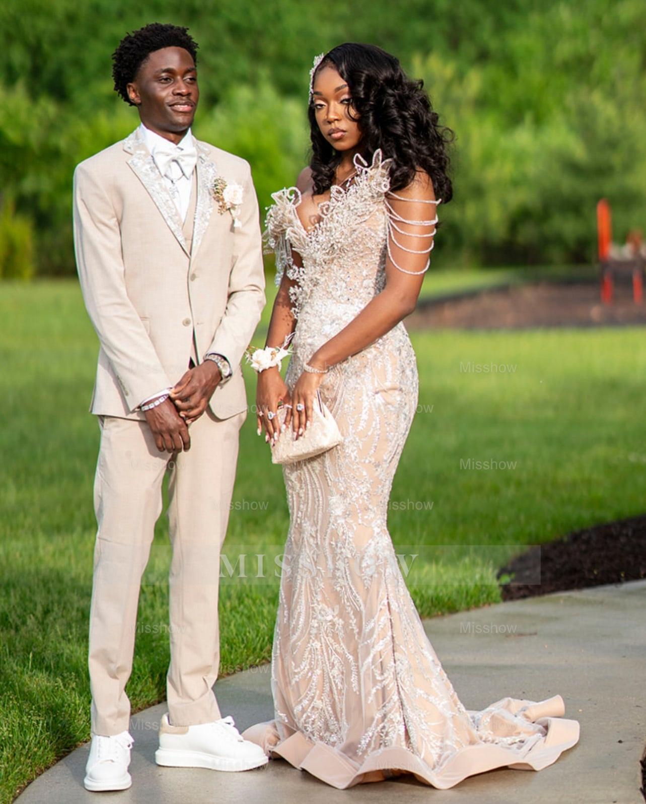 Trendy Long Champagne Sweetheart Sleeveless Mermaid Prom Dress with Rhinestones and Tassels