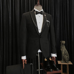 Unique Black Wedding Suits with Sparkling Black Peaked Lapel