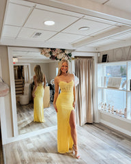 Unique Daffodil Spaghetti Straps Sleeveless Mermaid Prom Dress with Beadings and Slit