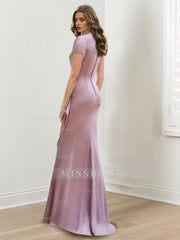 V-Neck Floor-Length Mermaid/Trumpet Mother of the Bride Dresses with Ruffles