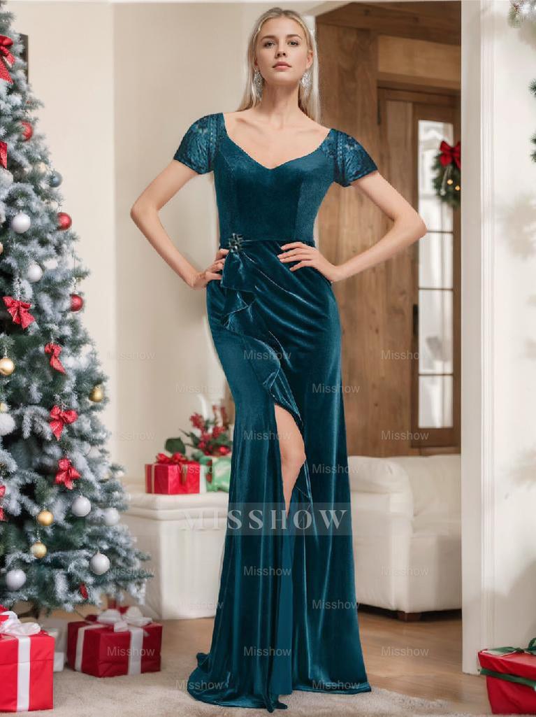 V-Neck Short-Sleeved Velvet Mother of the Bride Gown with Ruffles and Appliques in Trumpet/Mermaid Style