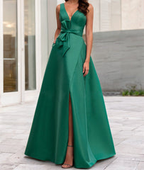 V-Neck Sleeveless A-Line Princess Mother Of The Bride Dress With Side Split