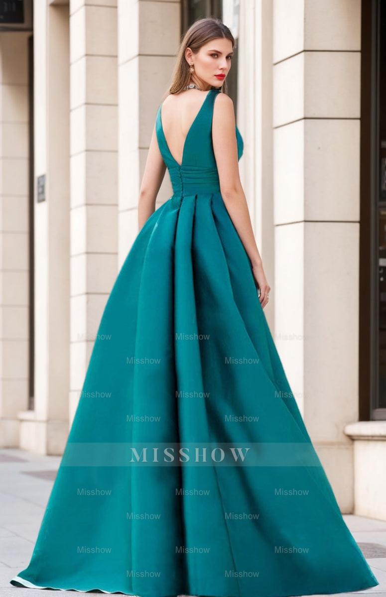 V-Neck Sleeveless A-Line Princess Mother of the Bride Dresses in Luxurious Style