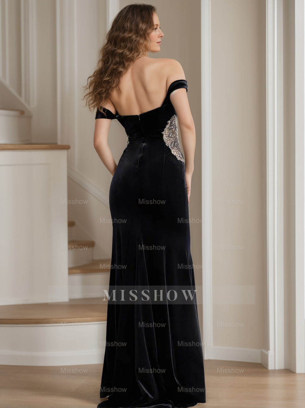 V-Neck Sleeveless Floor-Length Sheath/Column Mother of the Bride Dress With Beaded Applique