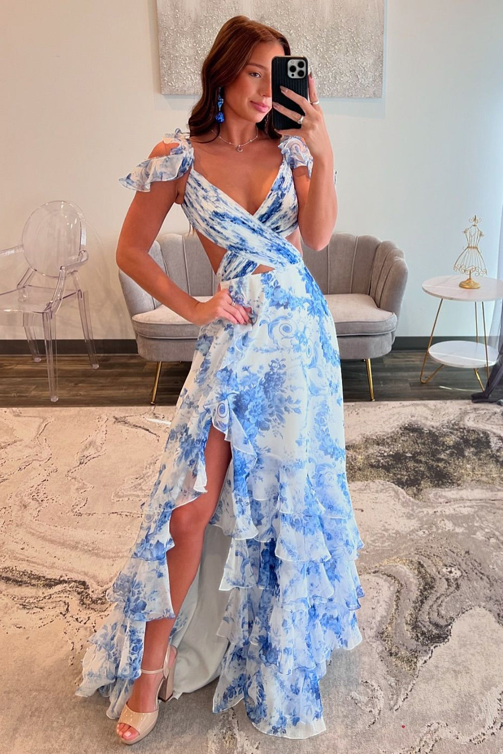 V-neck A-Line Chiffon Prom Dress with Blue White Flower Print Tiered Long Design and Slit