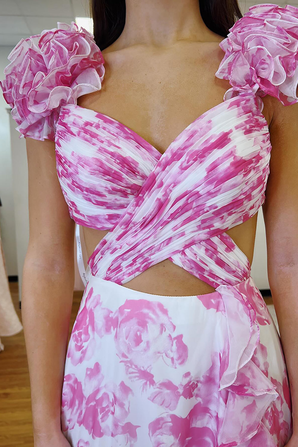 V-neck A-Line Chiffon Prom Dress with Blue White Flower Print Tiered Long Design and Slit