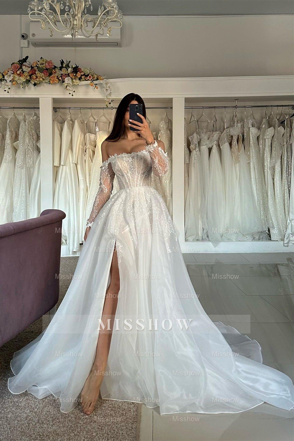 Vintage A-Line Tulle Lace Strapless Long Sleeve White Wedding Dresses