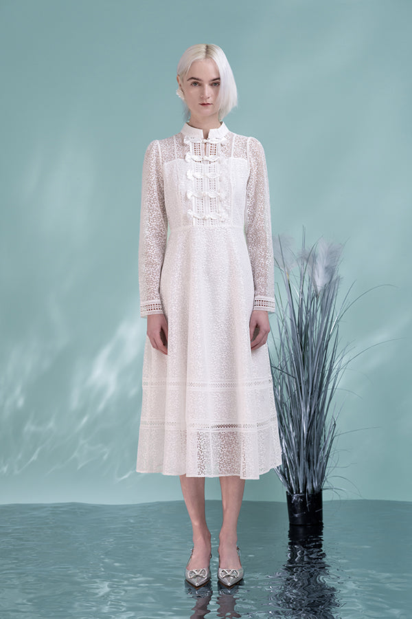 Vintage Tea Length White Scoop Neckline Long Sleeves Dress