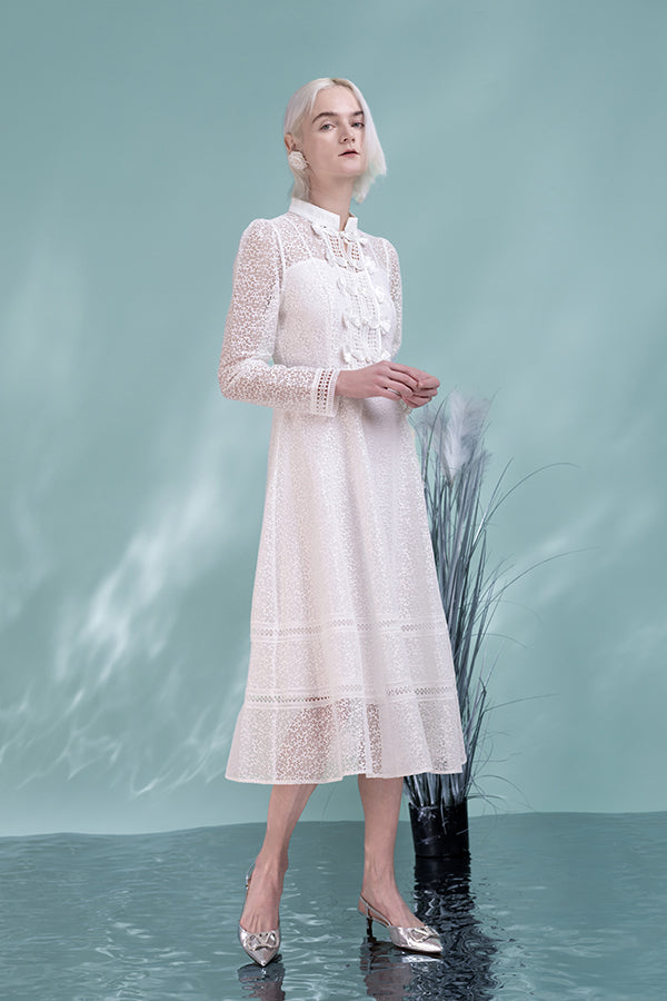 Vintage Tea Length White Scoop Neckline Long Sleeves Dress