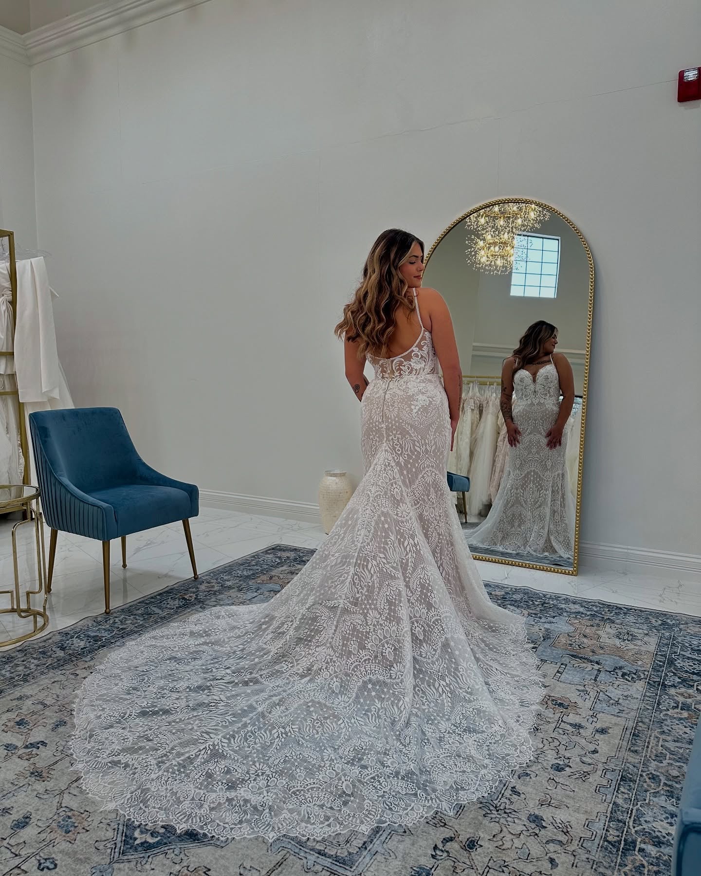 Vintage White Boho Mermaid Spaghetti Straps Sleeveless Lace Cathedral Train Wedding Dress