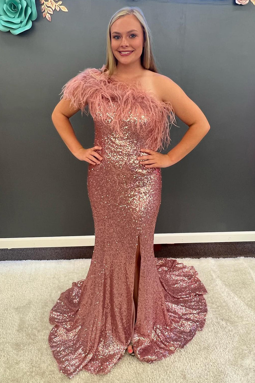 White Plus Size Mermaid Prom Dress with Strapless Sequins and Feathers