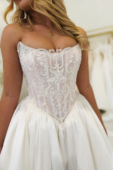 White Satin Ball Gown Wedding Dress Spaghetti Straps Sweetheart Illusion Lace Corset Pearl Beading Bridal Gown with Train
