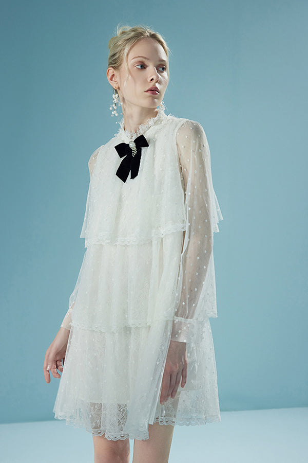 White Short Lace Cake Dress with Long Sleeves