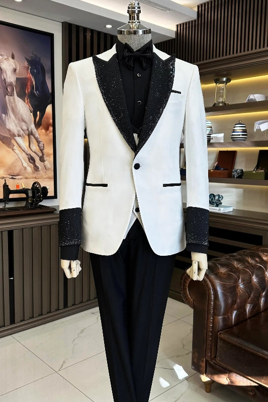White Three-Piece Men's Suit With Sequins Peaked Lapel