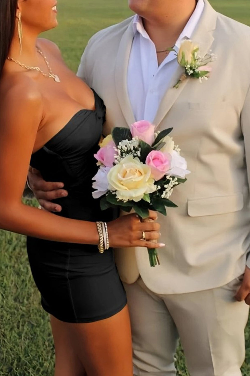 Yellow Bodycon Sweetheart Keyhole Mini Party Dress