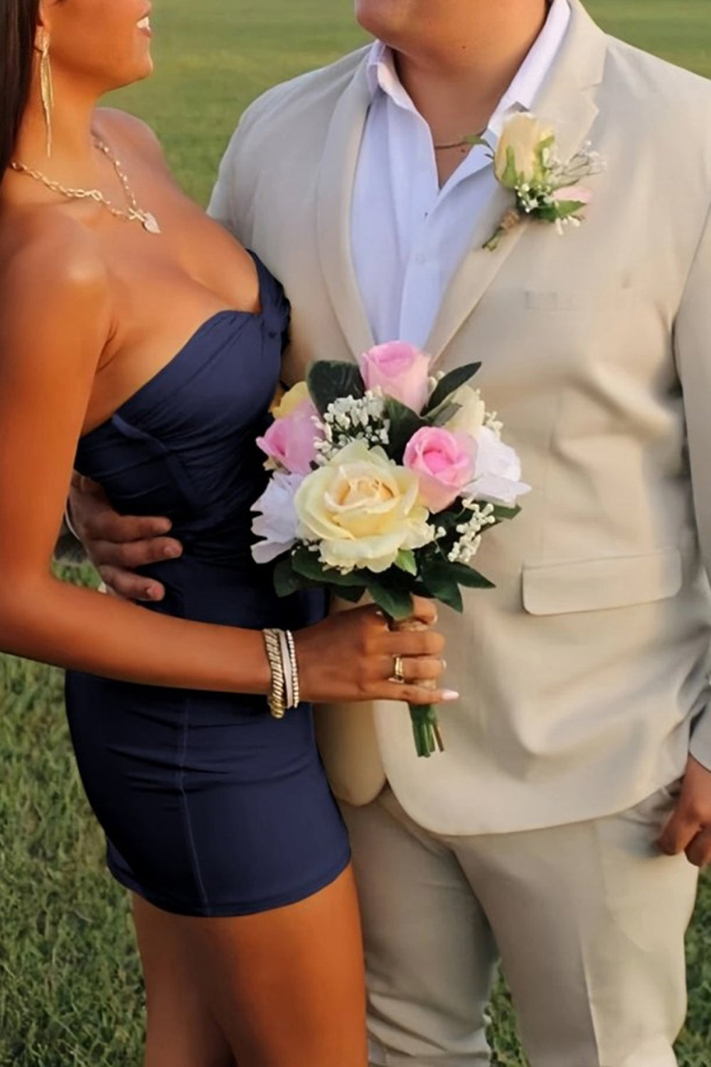 Yellow Bodycon Sweetheart Keyhole Mini Party Dress