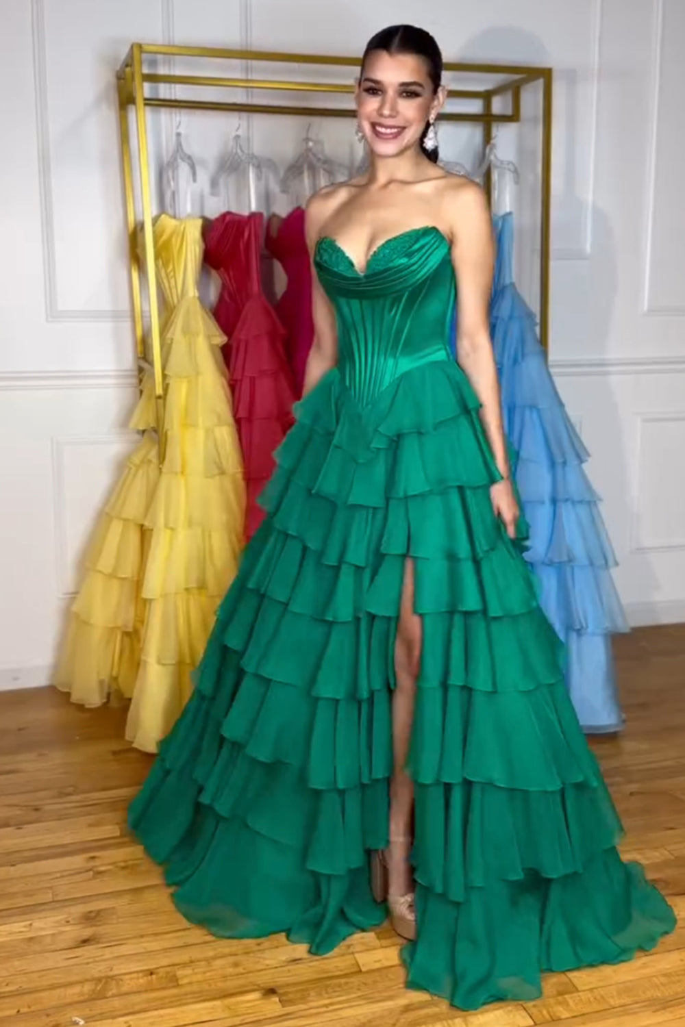 Emerald sweetheart ruffled A-line prom dress