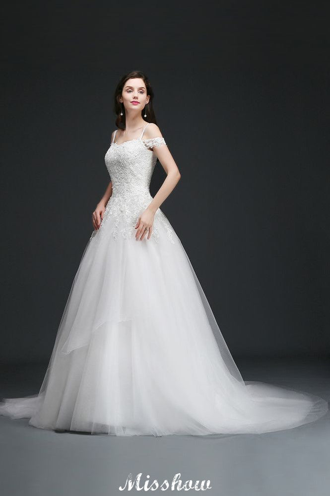 This elegant Off-the-shoulder Tulle wedding dress with Lace could be custom made in plus size for curvy women. Plus size Cap Sleeves A-line bridal gowns are classic yet cheap.