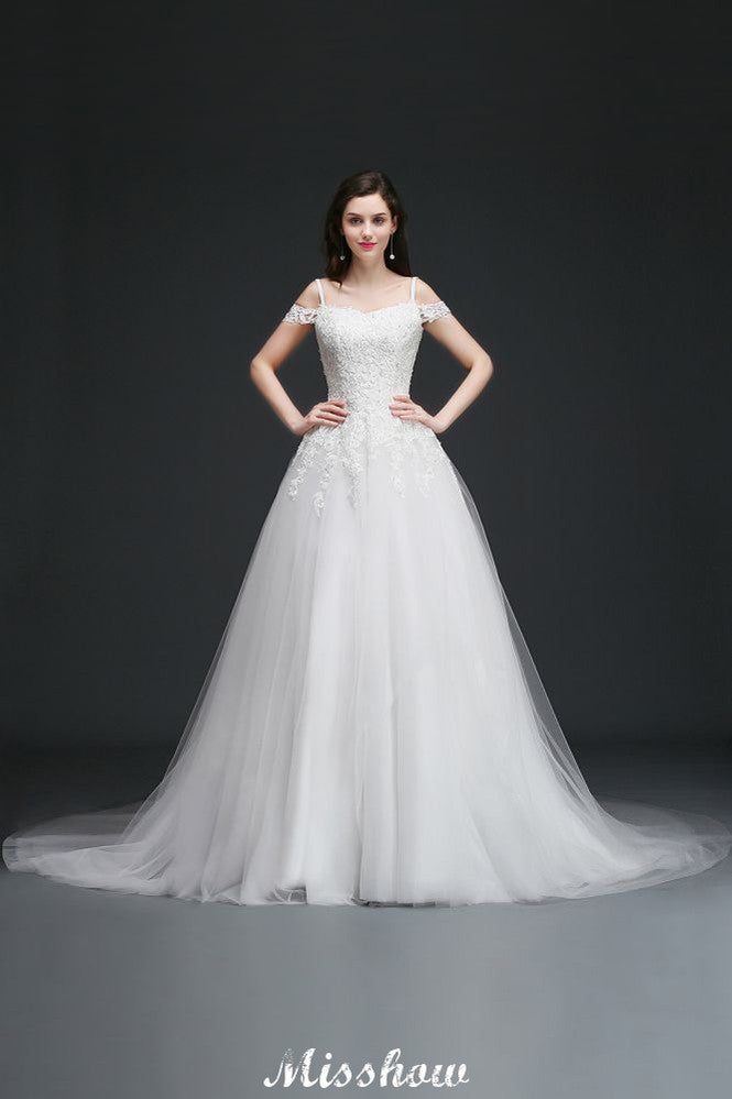 This elegant Off-the-shoulder Tulle wedding dress with Lace could be custom made in plus size for curvy women. Plus size Cap Sleeves A-line bridal gowns are classic yet cheap.