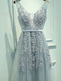 A-Line/Elegant Sleeveless V-neck Tulle Applique Floor-Length Prom Dresses