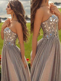 A-Line/Elegant Sweetheart Sleeveless Chiffon Beading Floor-Length Prom Dresses
