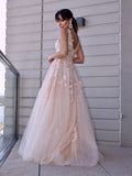 A-Line/Elegant Tulle Applique Scoop Sleeveless Prom Dresses