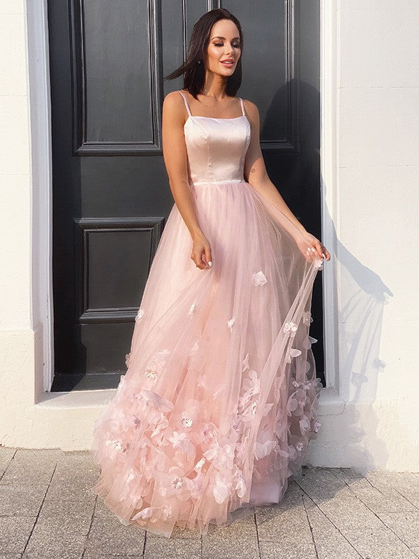A-Line/Elegant Tulle Hand-Made Flower Straps Floor-Length Sleeveless Prom Dresses